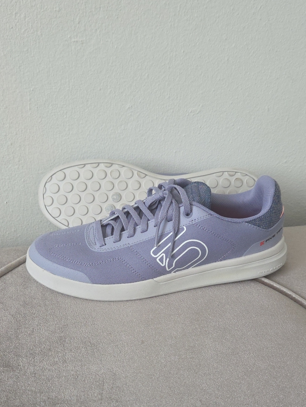 NWOB adidas Five Ten Sleuth DLX Canvas Mountain Women Bike Shoes Sneakers